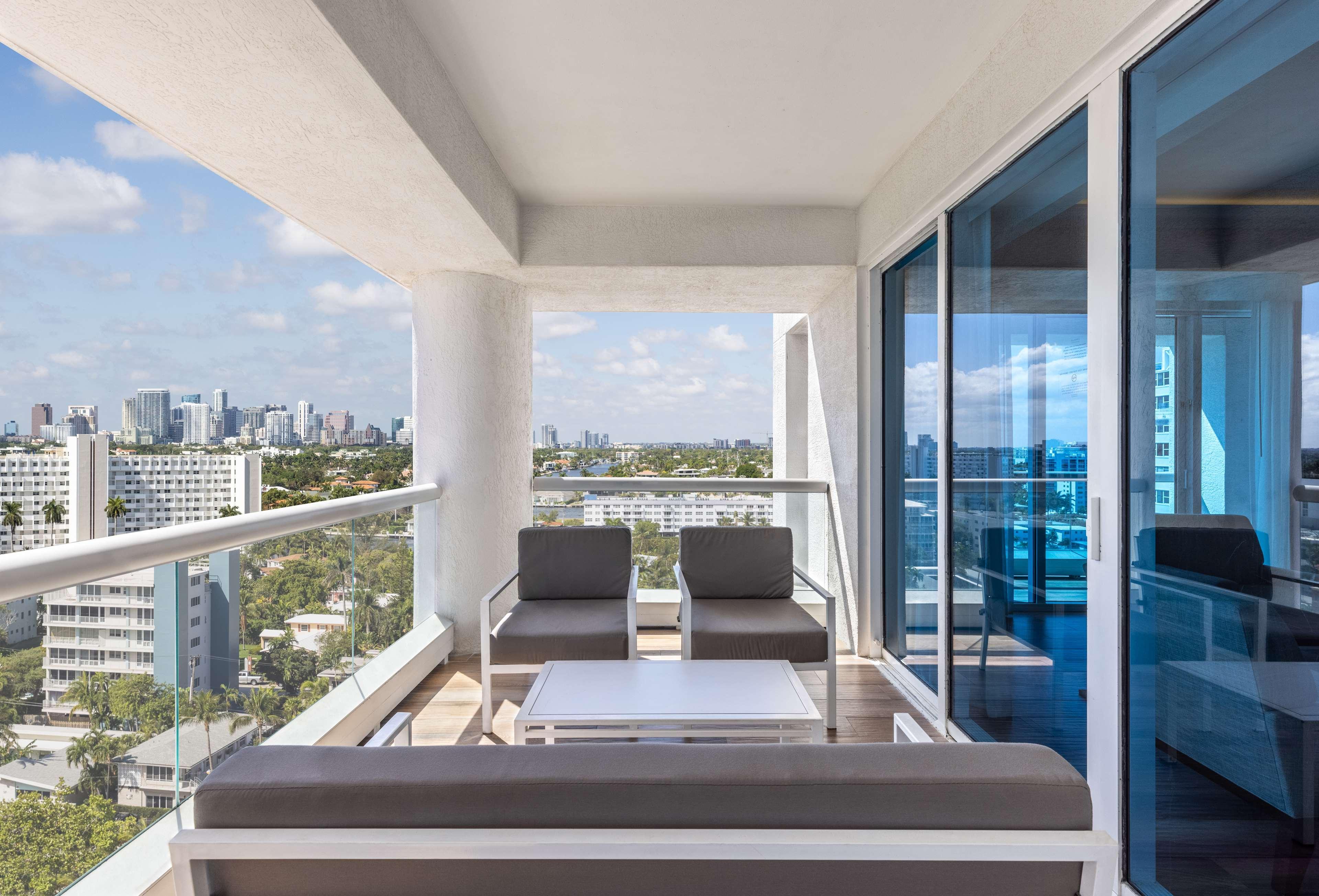 Conrad Fort Lauderdale Beach Exteriör bild
