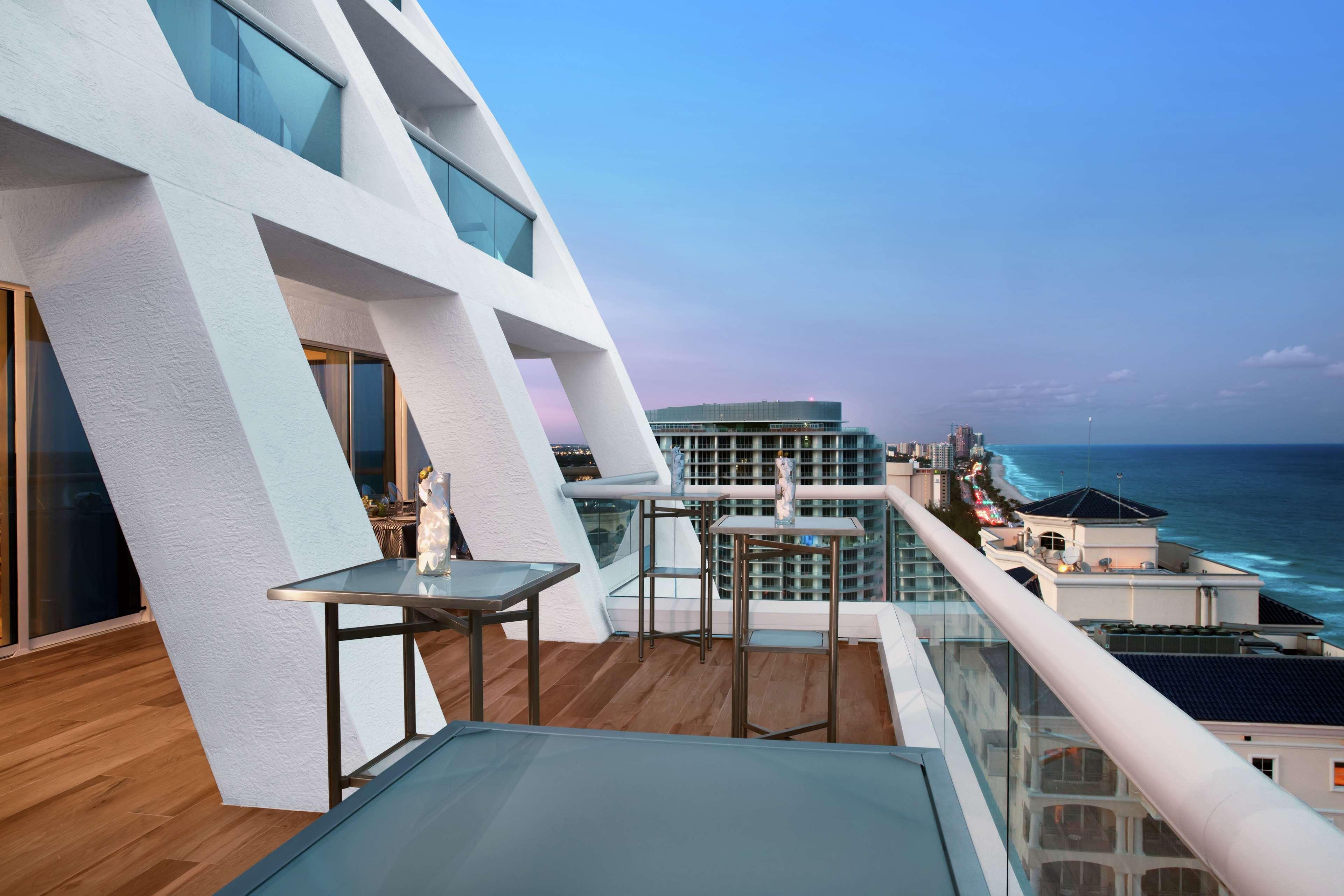 Conrad Fort Lauderdale Beach Exteriör bild